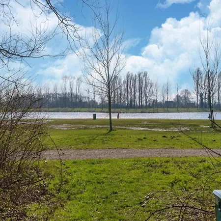 By Water Near Rotterdam With Sauna *
